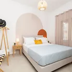 Casa Corfiana * Corfu (city)